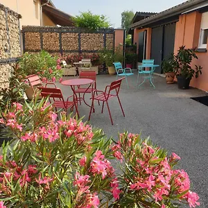 Bed & Breakfast D'hotes Leonie & Restaurant